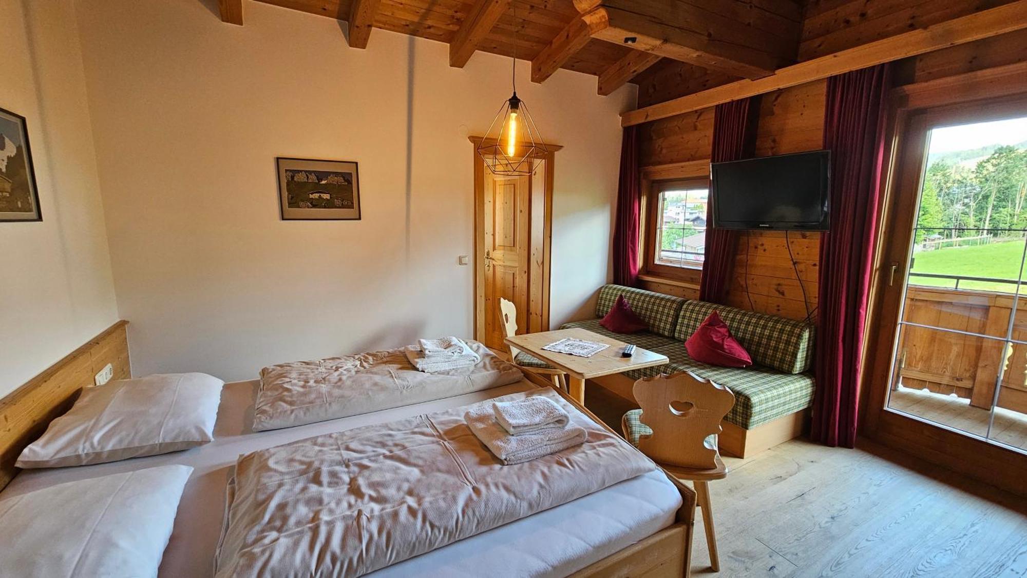 Absolute Active Resort Margret เคิร์ชแบร์ก อิน ทิโรล ภายนอก รูปภาพ