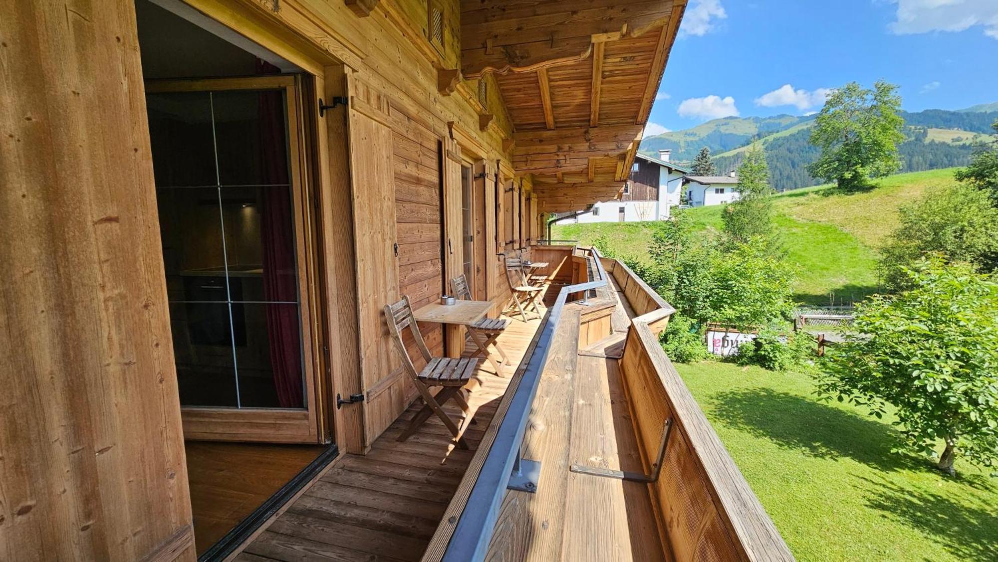Absolute Active Resort Margret เคิร์ชแบร์ก อิน ทิโรล ภายนอก รูปภาพ