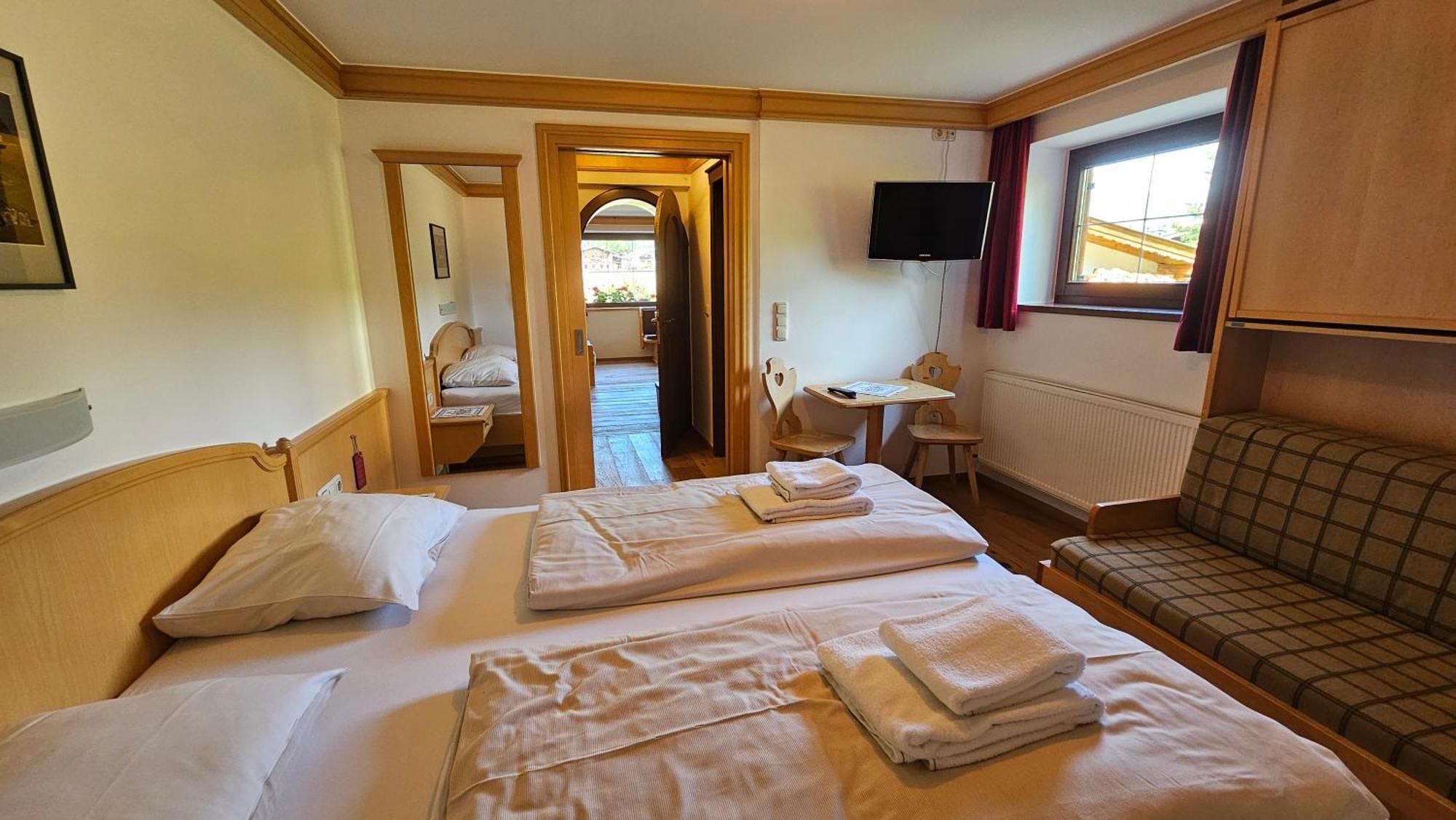 Absolute Active Resort Margret เคิร์ชแบร์ก อิน ทิโรล ภายนอก รูปภาพ